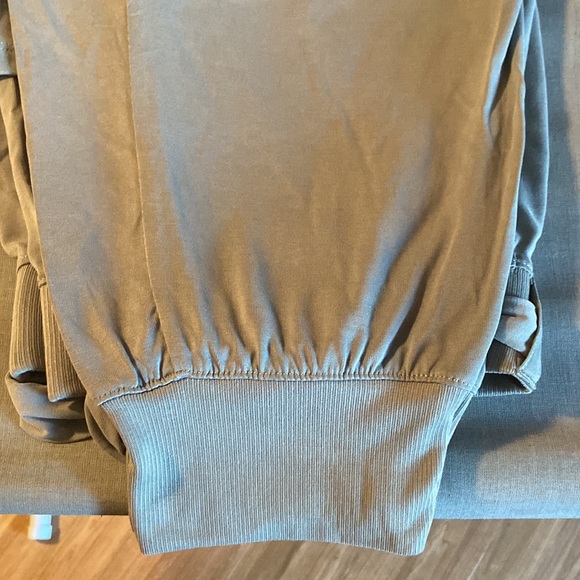 Aerie jogger style comfort pant. Sage green color, size XL - Picture 7 of 7